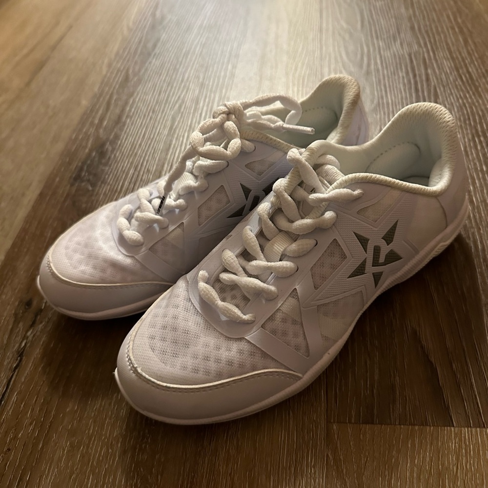 Rebel Athletics Cheer Shoes Size 4